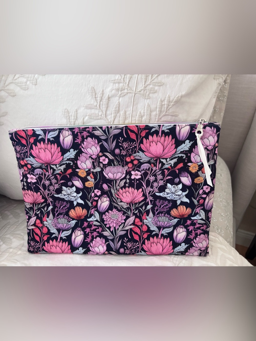NWT Floral Zipper Pouch